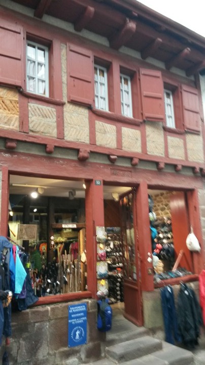 Boutique de Pelerin in St. Jean Pied de Port