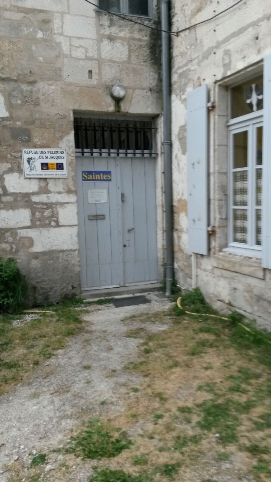 De pelgrimsgite in Saintes.jpeg